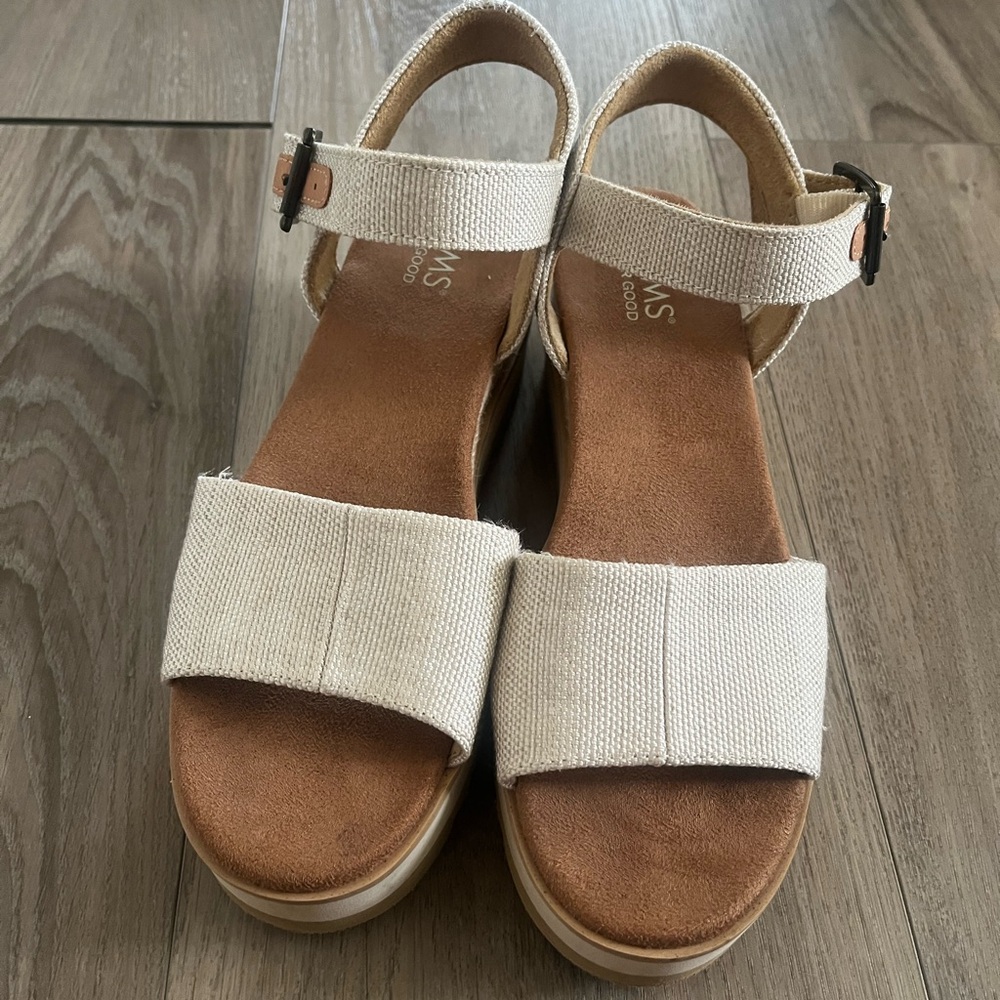 Toms Cream Canvas Espadrille Sandals